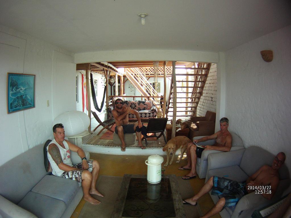 Tio Richi Surfcamp Hostel Punta Hermosa Ngoại thất bức ảnh