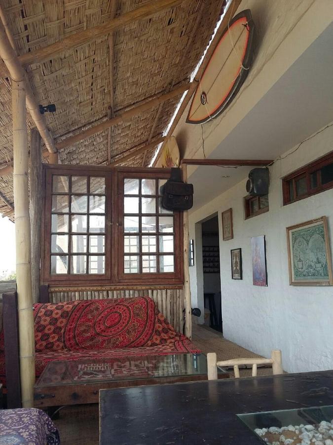 Tio Richi Surfcamp Hostel Punta Hermosa Ngoại thất bức ảnh